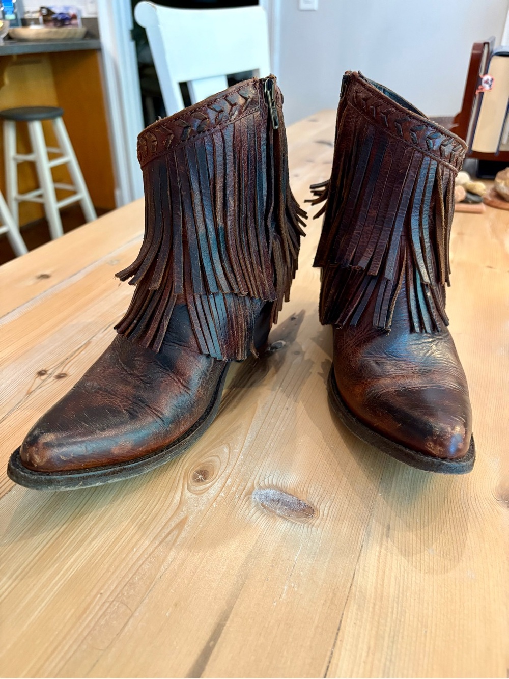 Old Gringo “Milani” Brown Leather Fringe Ankle Boots - Picture 3 of 11